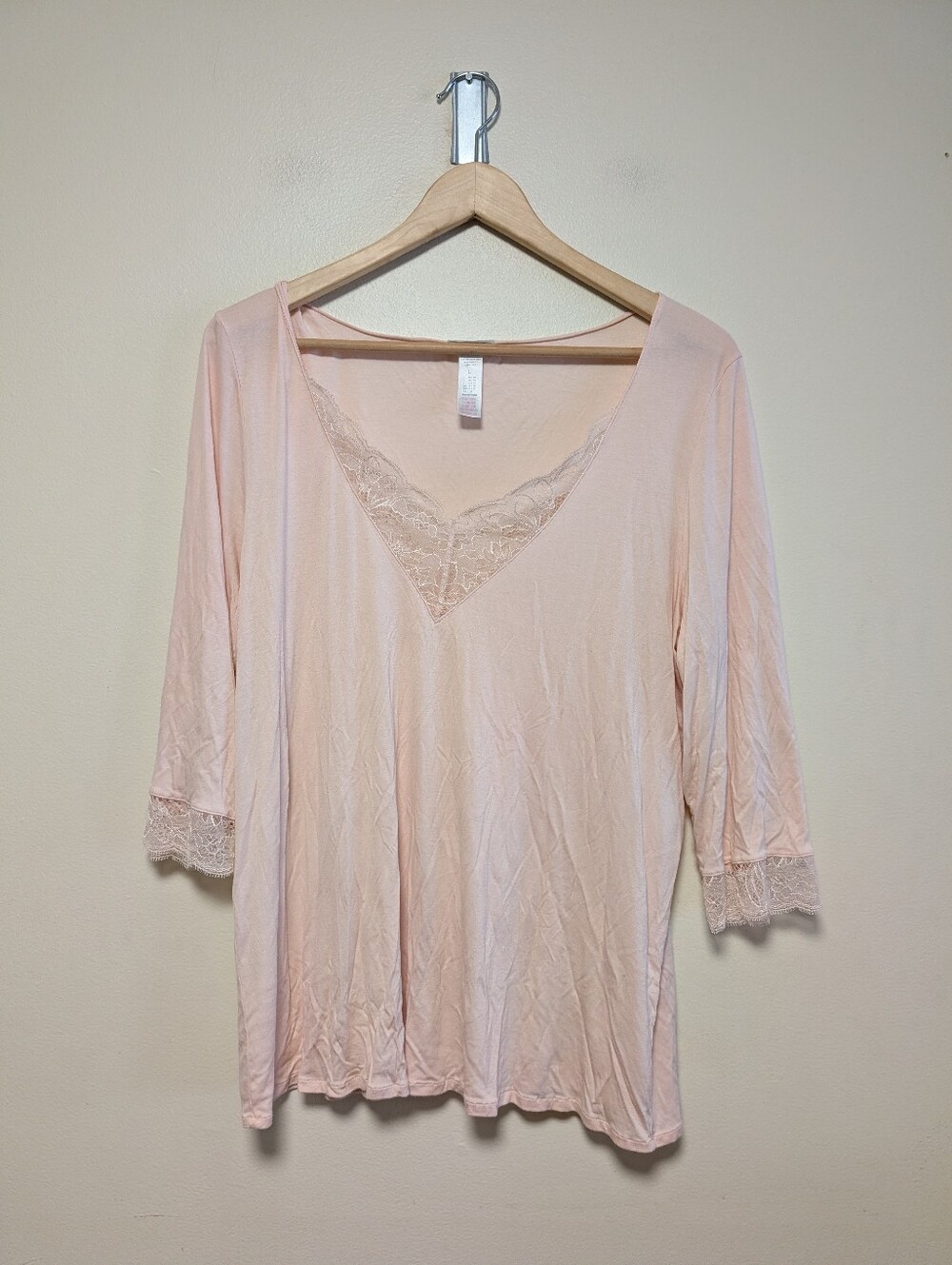HANRO of Switzerland Blush Pink Modal Lace Trim Top Size L